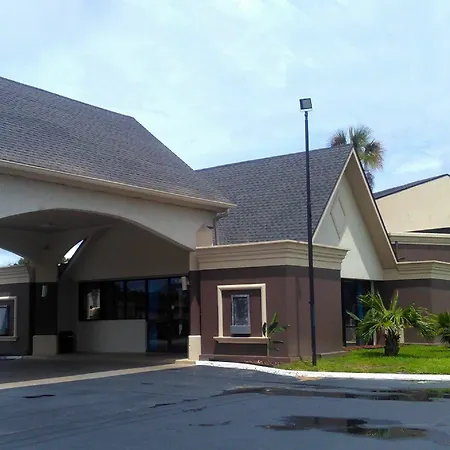 Surestay Plus Hotel By Best Western Pensacola-2